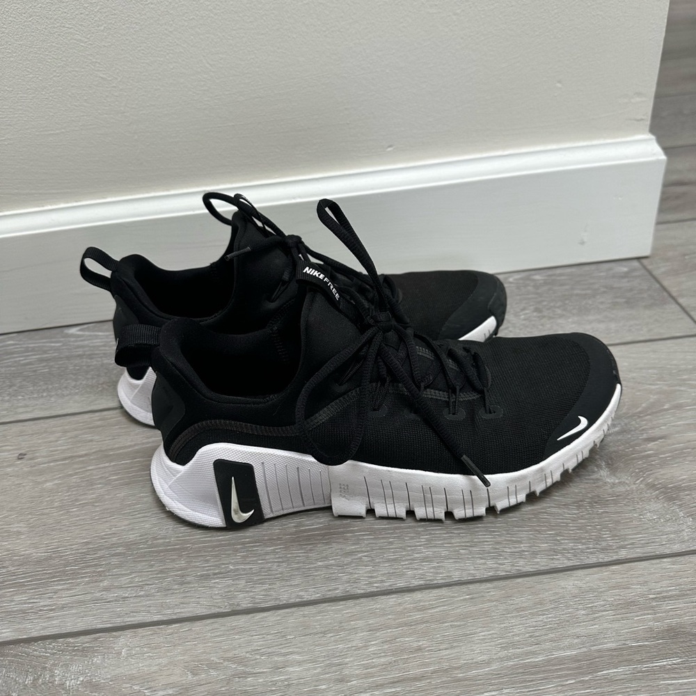 Nike Metcon Sneakers